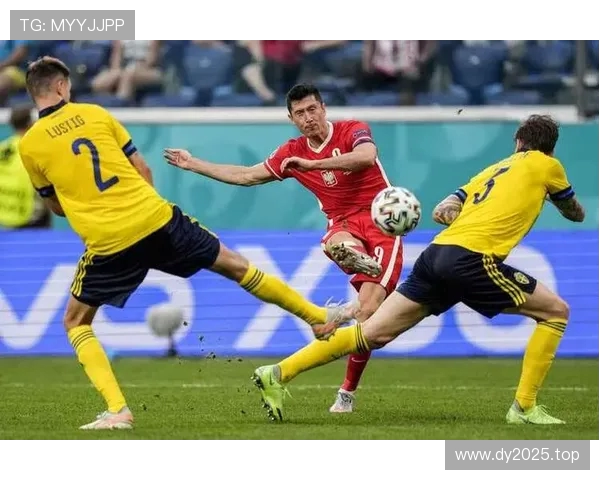 瑞典超半场战报：伊舍伍德进球助索尔纳1-0领先布洛马波卡纳